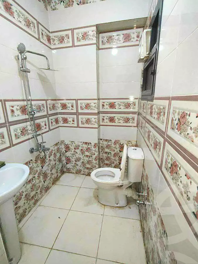 https://aqarmap.com.eg/en/listing/7176039-for-rent-cairo-helwan-hadayek-helwan-el-eshrein-st
