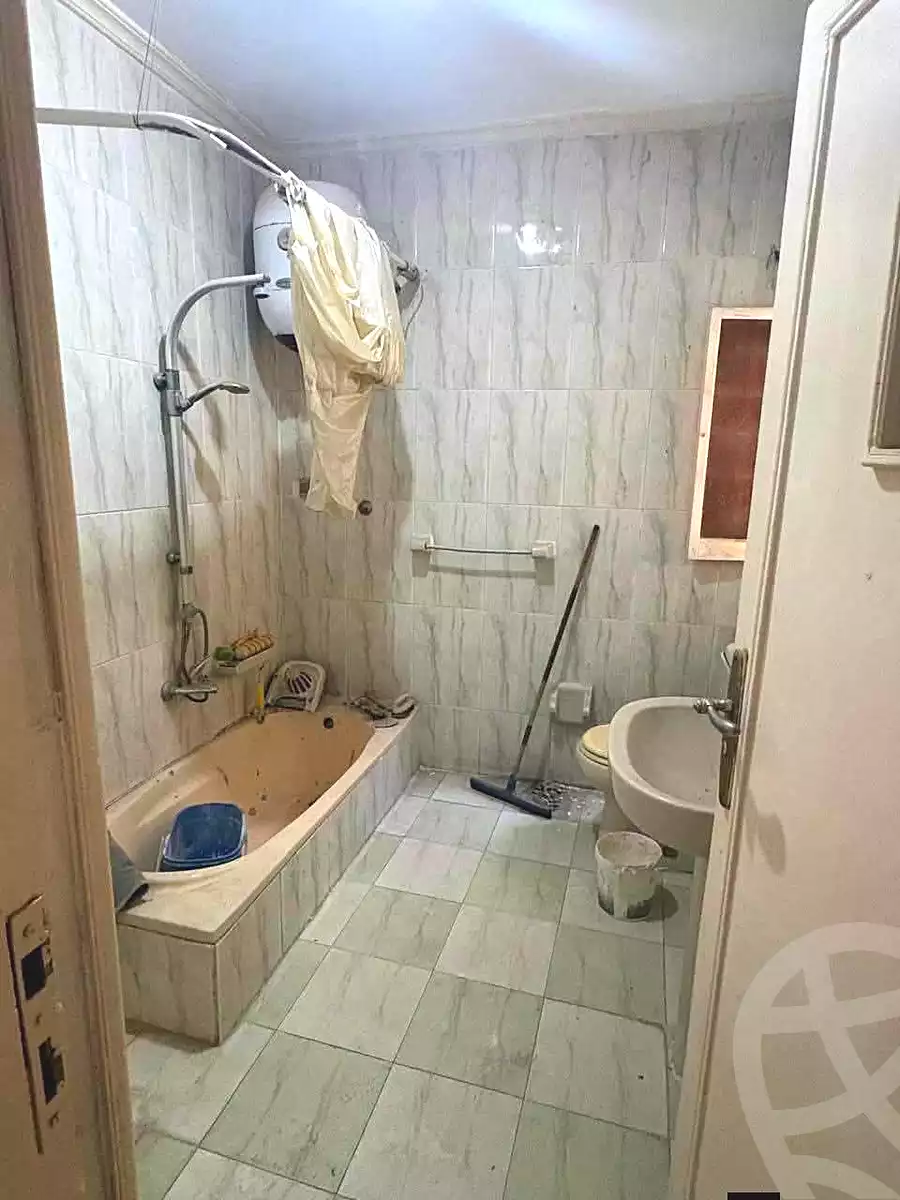 https://aqarmap.com.eg/en/listing/7176216-for-sale-alexandria-al-agamy-lbytsh-abd-el-fattah-el-talkhawy