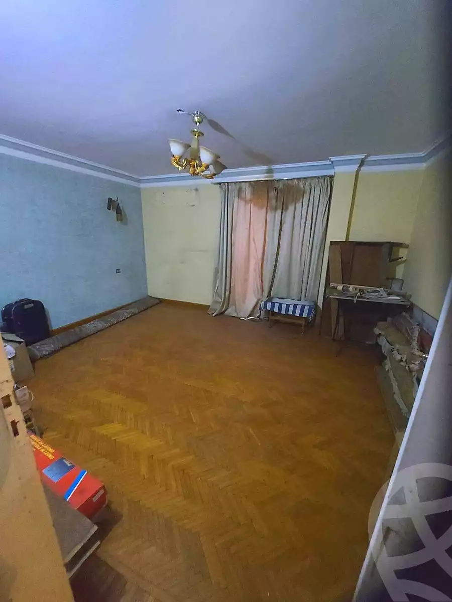 https://aqarmap.com.eg/ar/listing/7176341-for-sale-cairo-helwan-helwan-el-sharkeya-borhan-st