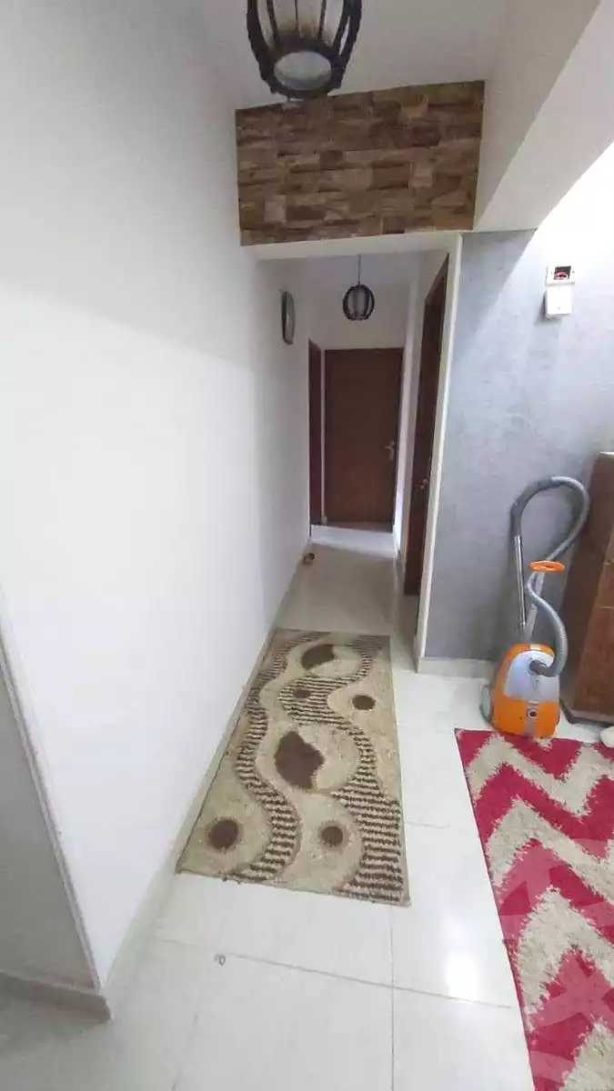 https://aqarmap.com.eg/ar/listing/7176352-for-rent-cairo-helwan-rostom-st