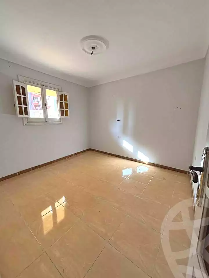 https://aqarmap.com.eg/ar/listing/7176454-for-sale-alexandria-al-agamy-lbytsh-mohamed-el-fardi-st