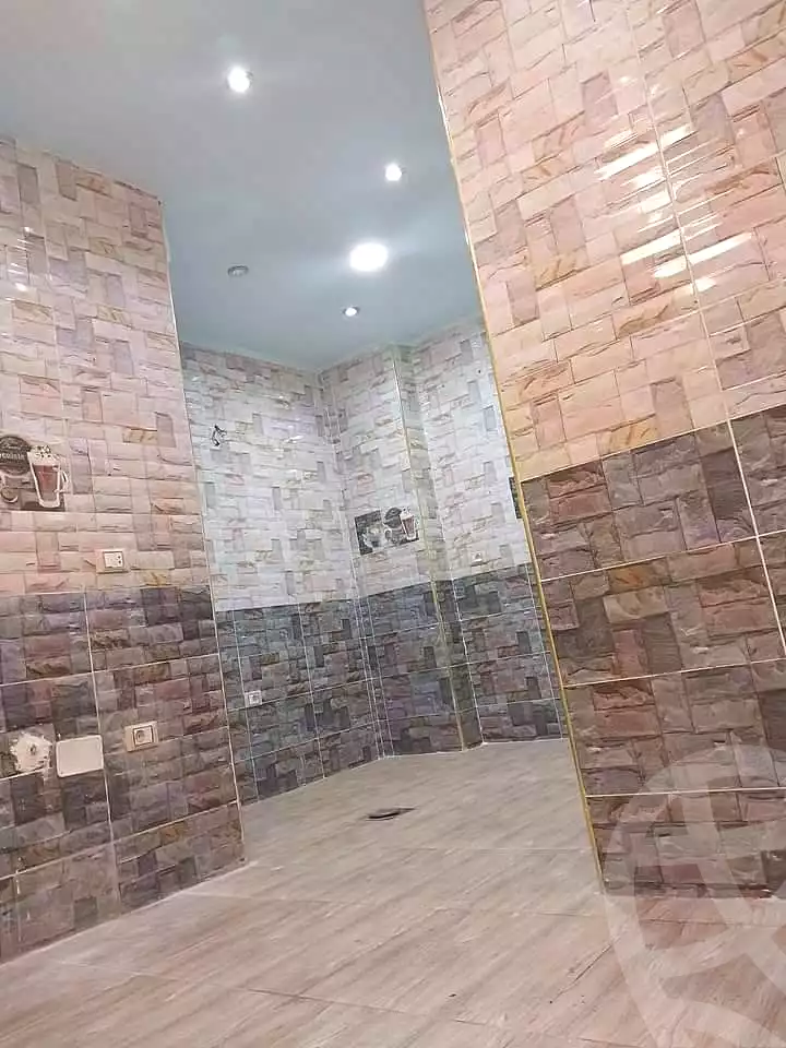 https://aqarmap.com.eg/en/listing/7176491-for-sale-cairo-helwan-helwan-el-sharkeya-ryad-pasha-st