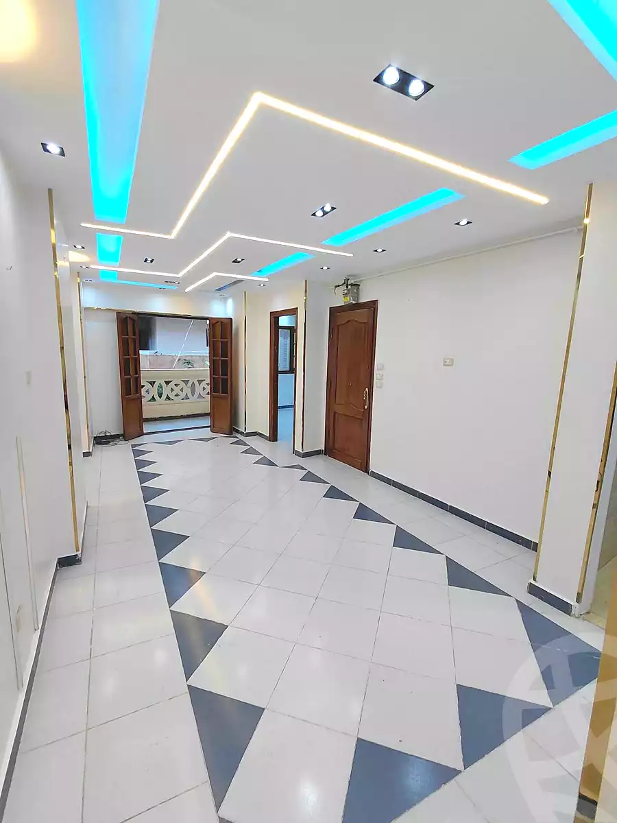 https://aqarmap.com.eg/ar/listing/7176552-for-sale-alexandria-sydy-bshr-sydy-bshr-bhry