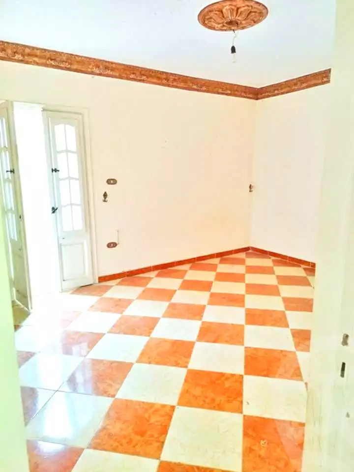 https://aqarmap.com.eg/en/listing/7176567-for-sale-alexandria-al-agamy-el-hanouvel