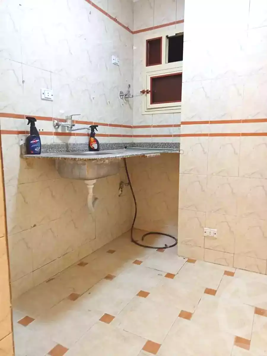 https://aqarmap.com.eg/ar/listing/7176594-for-sale-alexandria-sydy-bshr-sydy-bshr-bhry-khalil-hamada-st