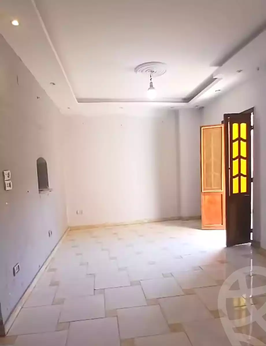 https://aqarmap.com.eg/ar/listing/7176725-for-sale-cairo-ain-shams-ain-shams-el-sharkia-el-eshrein-stt