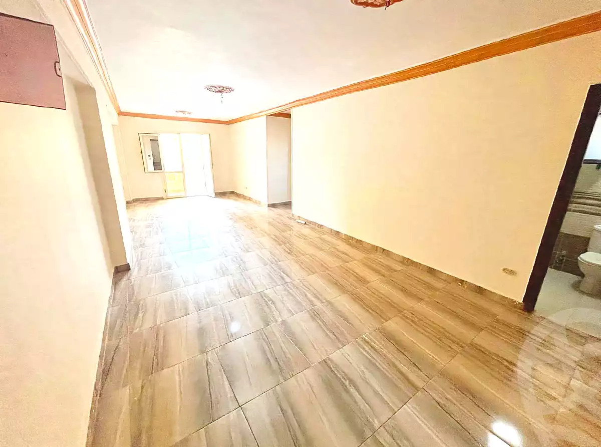 https://aqarmap.com.eg/en/listing/7177187-for-sale-alexandria-ganaklis