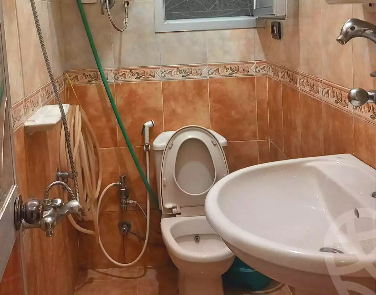 https://aqarmap.com.eg/ar/listing/7177278-for-sale-alexandria-el-asafra-l-sfr-qbly