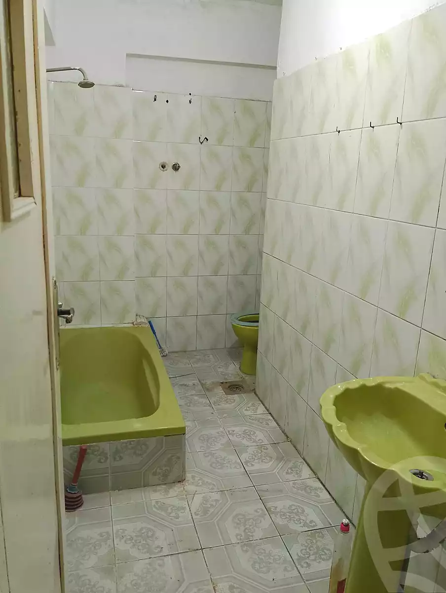 https://aqarmap.com.eg/en/listing/7177623-for-rent-alexandria-al-agamy-el-hanouvel-el-kholafaa-el-rashdeen-st