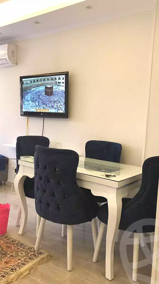 https://aqarmap.com.eg/en/listing/7177684-for-sale-cairo-el-sheikh-zayed-city-compounds-jn-1