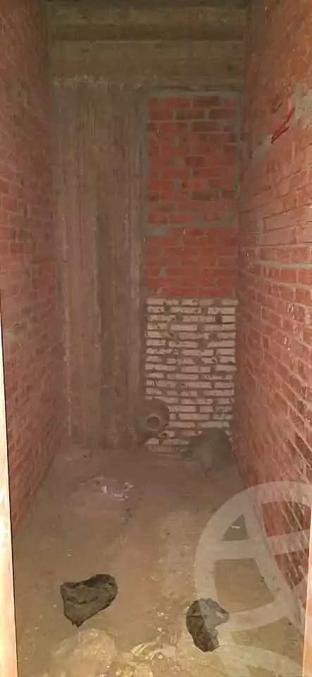 https://aqarmap.com.eg/ar/listing/7177767-for-sale-cairo-new-cairo-south-investors-mohammed-nagib-axis-st