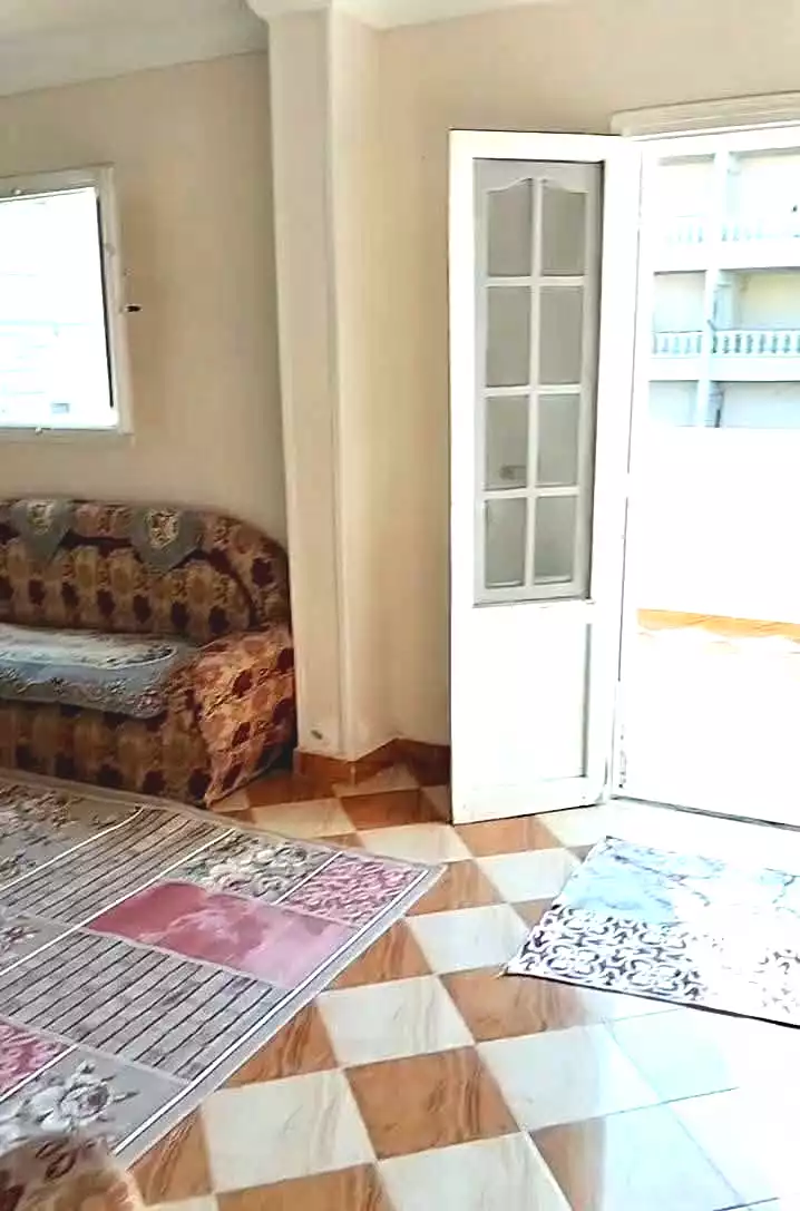 https://aqarmap.com.eg/ar/listing/7177140-for-rent-alexandria-al-agamy-el-hanouvel-hussein-waly-st