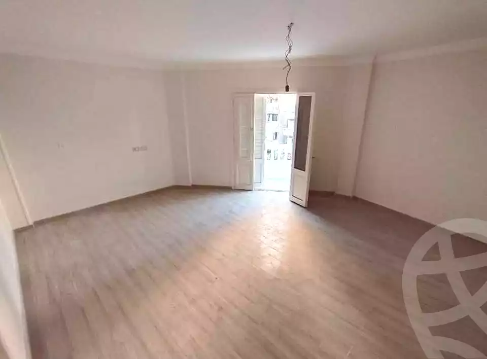 https://aqarmap.com.eg/ar/listing/7177853-for-sale-alexandria-ganaklis