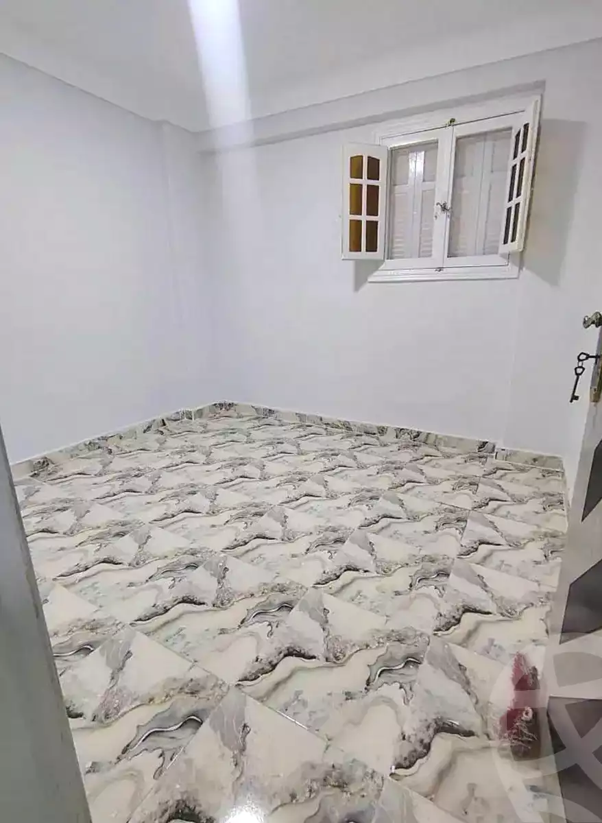 https://aqarmap.com.eg/ar/listing/7176950-for-sale-alexandria-lsywf-el-falki