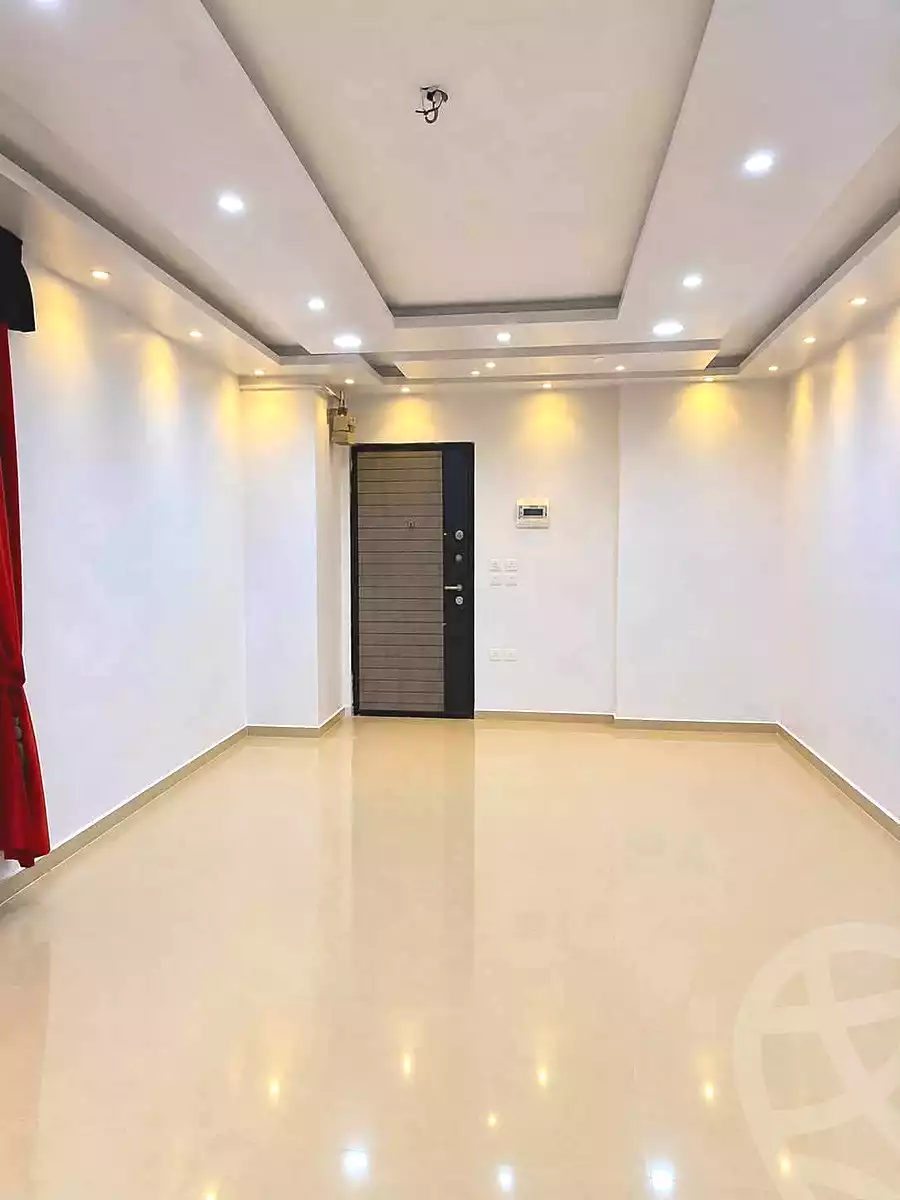https://aqarmap.com.eg/ar/listing/7178081-for-sale-cairo-helwan-helwan-el-sharkeya-omar-ibn-abd-el-aziz-st