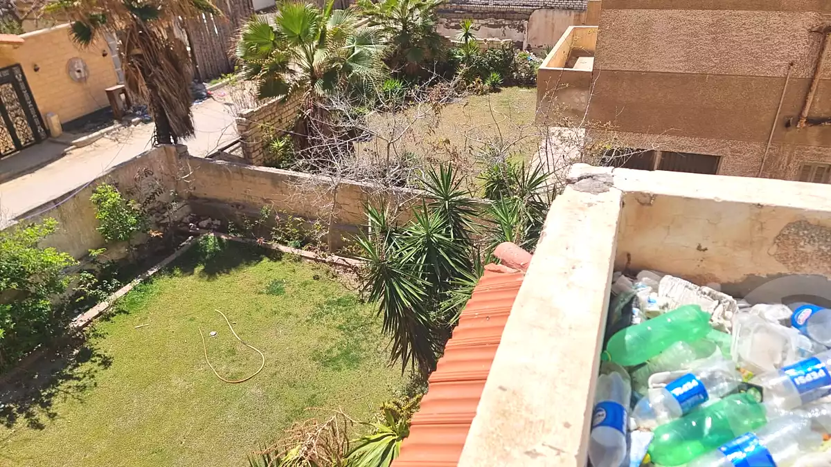https://aqarmap.com.eg/en/listing/7165435-for-sale-alexandria-al-agamy-bw-ywsf-hosni-mubarak-st
