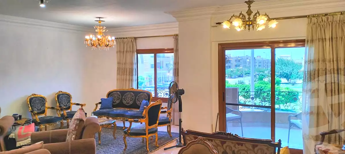 https://aqarmap.com.eg/en/listing/7178854-for-sale-cairo-new-cairo-first-settlement-mhwr-mstfy-kml