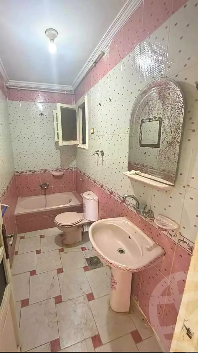 https://aqarmap.com.eg/en/listing/7179075-for-sale-alexandria-lsywf-el-falki