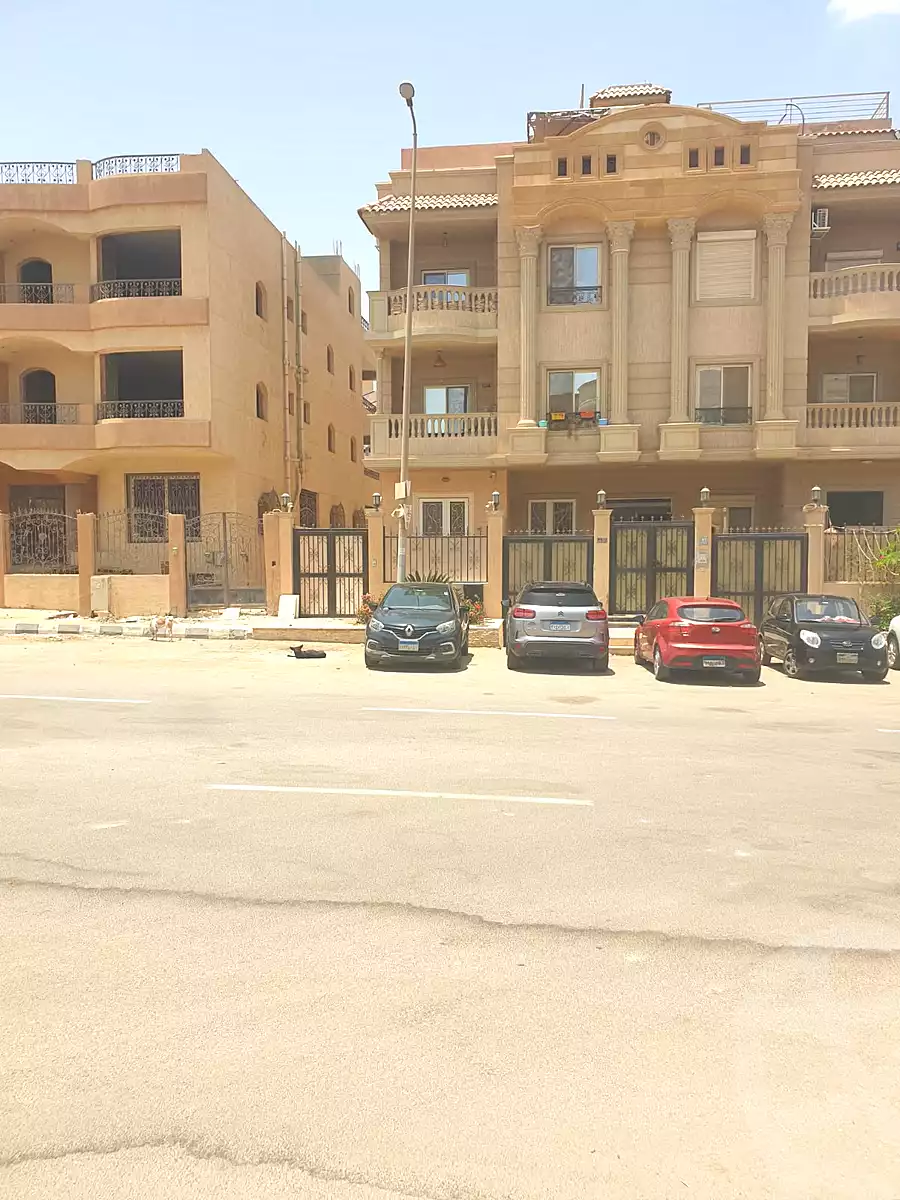 https://aqarmap.com.eg/ar/listing/7179356-for-sale-cairo-new-cairo-el-banafsg-el-banafsag-10-omar-khorshid-st