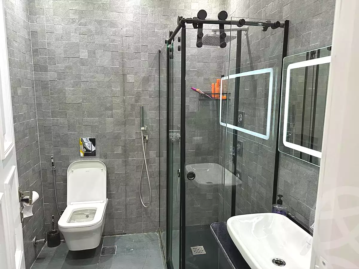 https://aqarmap.com.eg/ar/listing/7179390-for-sale-cairo-new-cairo-compounds-lakeview-residence