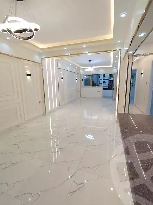 https://aqarmap.com.eg/ar/listing/7179423-for-sale-alexandria-el-asafra-l-sfr-bhry