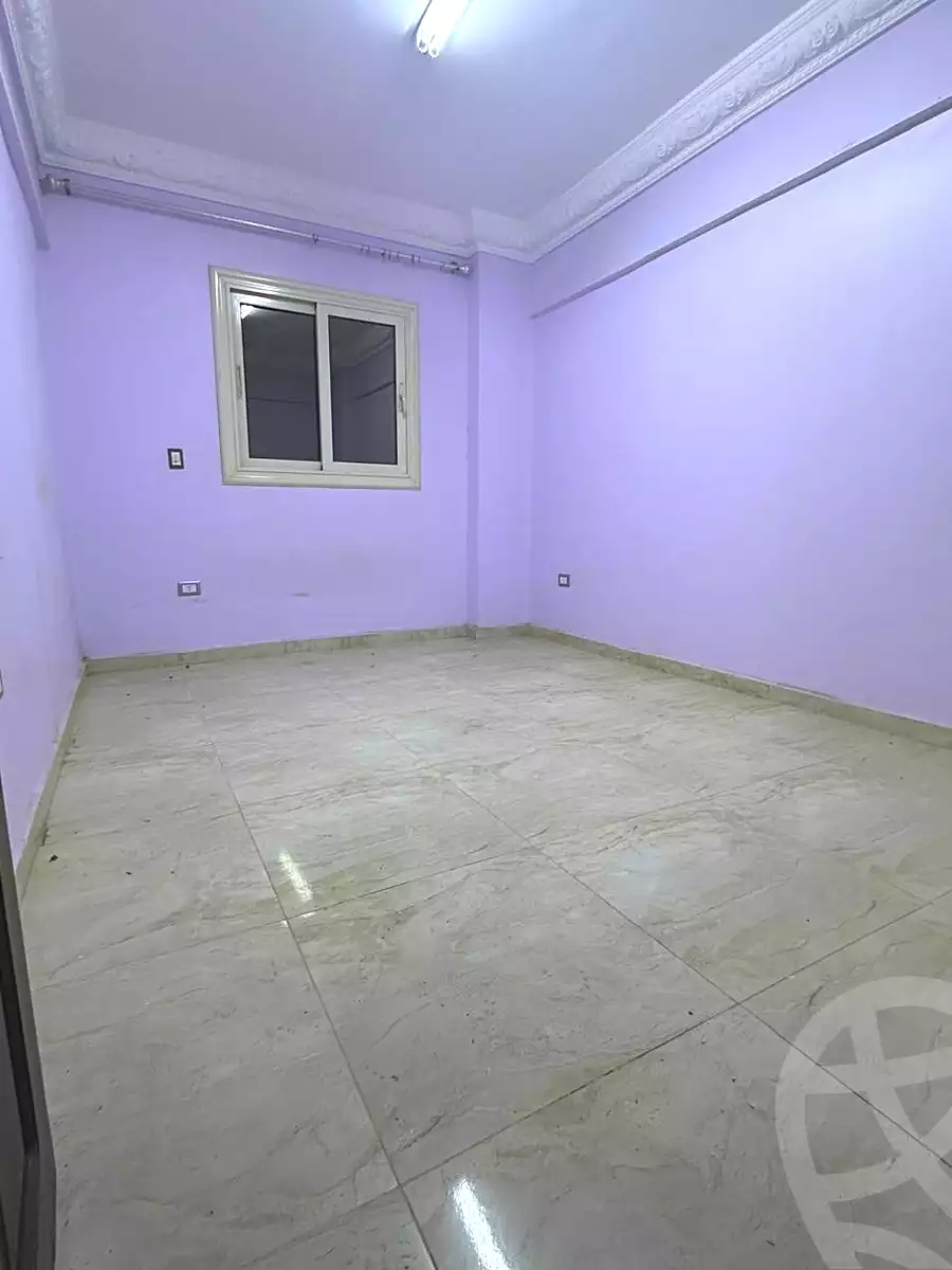 https://aqarmap.com.eg/ar/listing/7179518-for-sale-cairo-6th-of-october-el-ahyaa-neighborhood-3rd-al-hay-al-thalith-st