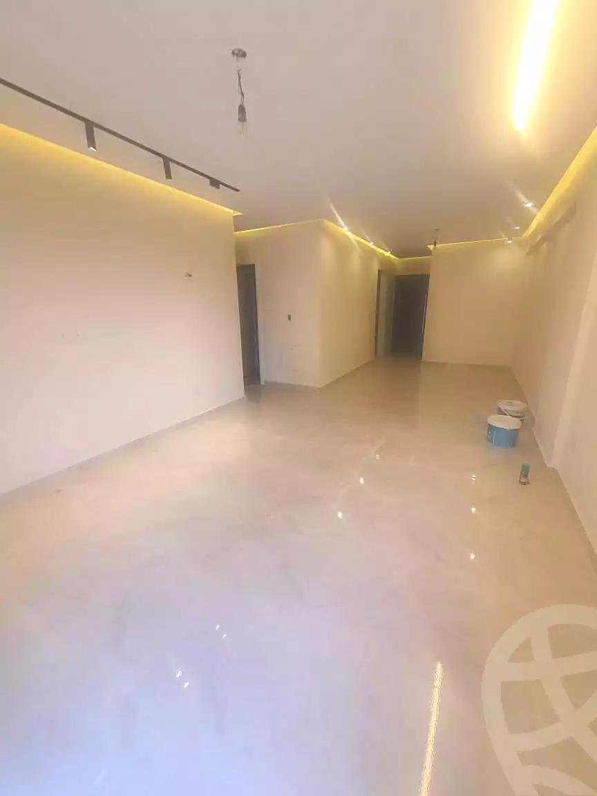 https://aqarmap.com.eg/ar/listing/7179734-for-rent-cairo-6th-of-october-compounds