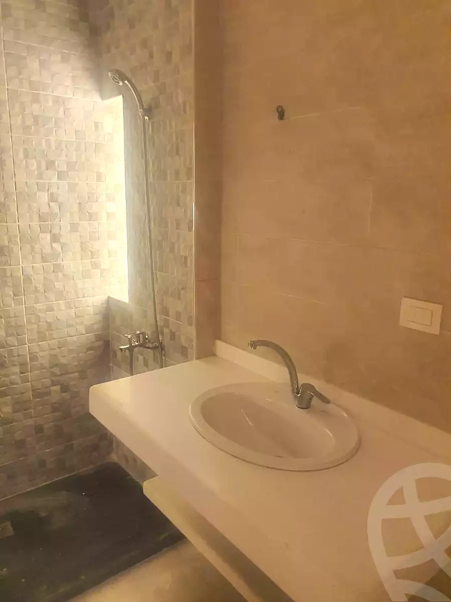 https://aqarmap.com.eg/ar/listing/7179734-for-rent-cairo-6th-of-october-compounds