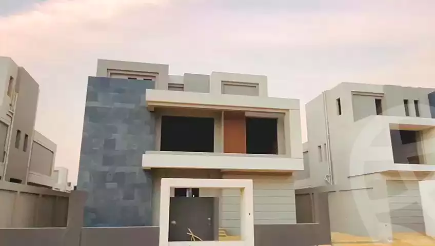 https://aqarmap.com.eg/ar/listing/7179702-for-sale-cairo-new-cairo-compounds-el-patio-town-compound-la-vista