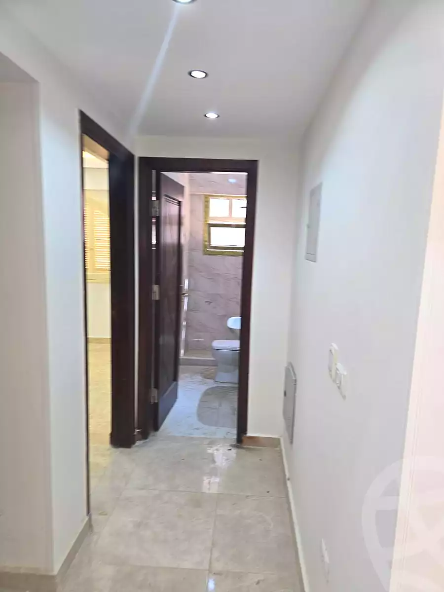 https://aqarmap.com.eg/ar/listing/7179821-for-rent-cairo-6th-of-october-compounds-club-hills-residence-hdp