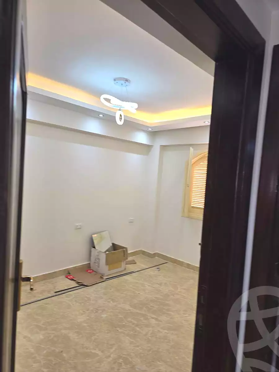 https://aqarmap.com.eg/ar/listing/7179821-for-rent-cairo-6th-of-october-compounds-club-hills-residence-hdp