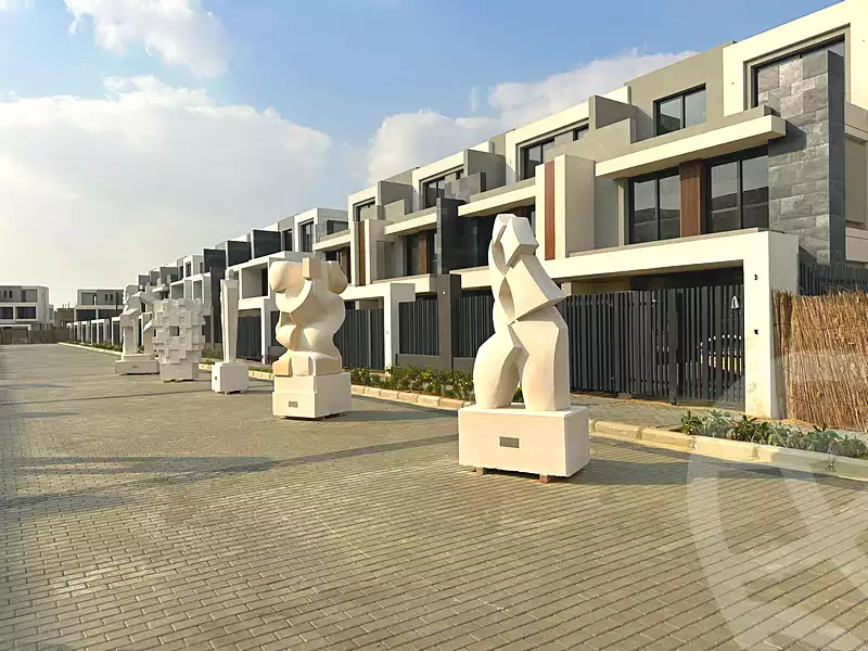 https://aqarmap.com.eg/ar/listing/7180089-for-sale-cairo-new-cairo-compounds-el-patio-town-compound-la-vista