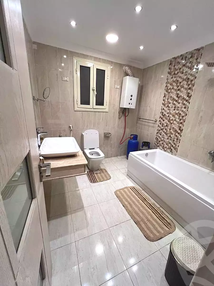 https://aqarmap.com.eg/en/listing/7180119-for-rent-cairo-manial-el-mamalik-el-bahrya-st