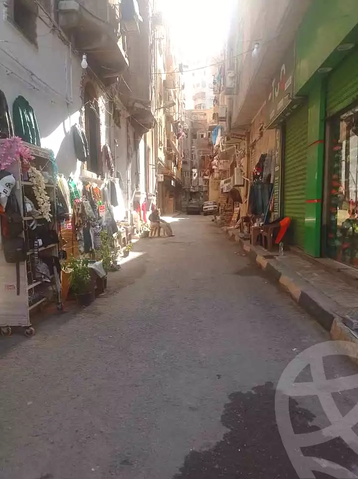 https://aqarmap.com.eg/ar/listing/7180625-for-sale-alexandria-moharram-bey-el-rasafa-st