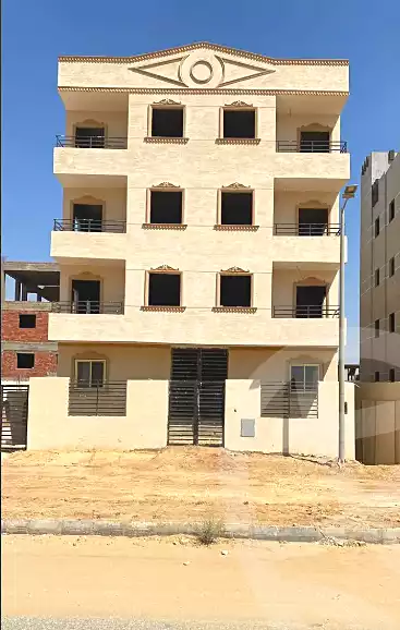 https://aqarmap.com.eg/ar/listing/7180694-for-sale-cairo-badr-city-hai-el-ashgar-featured-neighborhood