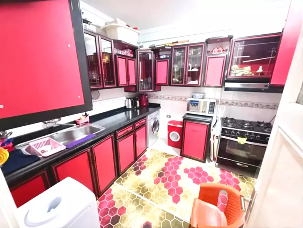 https://aqarmap.com.eg/ar/listing/7180740-for-sale-alexandria-ganaklis