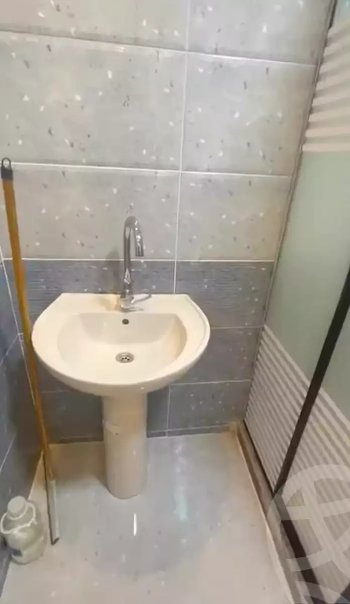 https://aqarmap.com.eg/ar/listing/7180885-for-sale-alexandria-sydy-bshr-sydy-bshr-bhry-gamal-abd-el-nasir-st