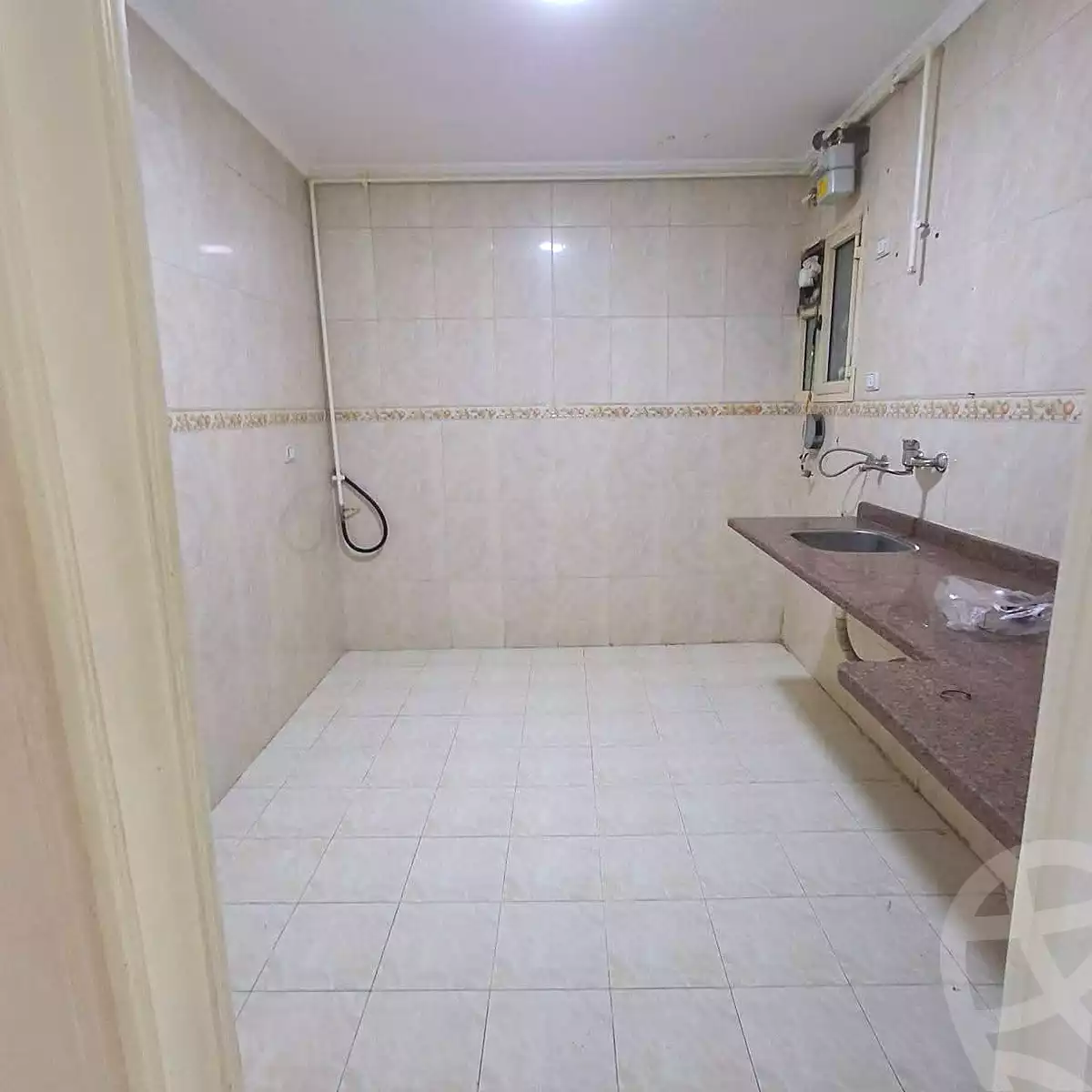 https://aqarmap.com.eg/ar/listing/7180909-for-rent-alexandria-sydy-bshr-sydy-bshr-bhry-shr-mhmwd-l-yswy