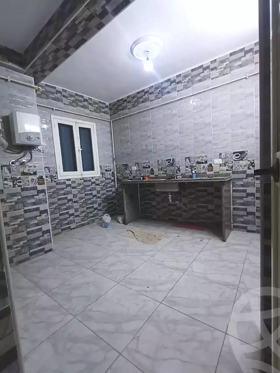 https://aqarmap.com.eg/ar/listing/7181306-for-rent-alexandria-al-agamy-lbytsh-al-samalehy-1-st