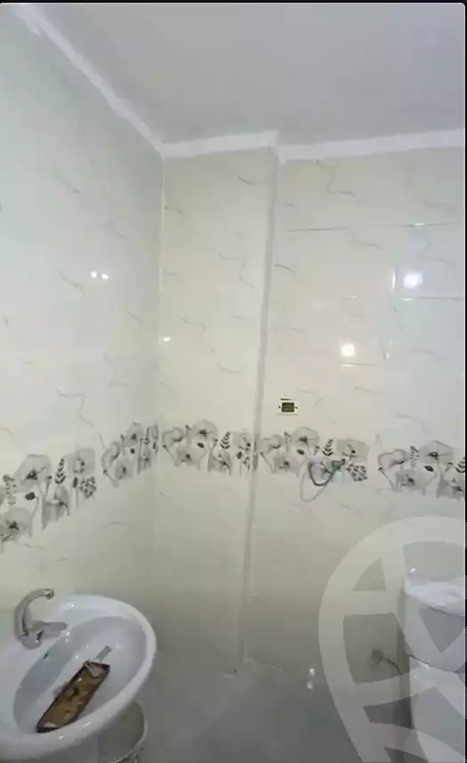 https://aqarmap.com.eg/ar/listing/7181377-for-sale-cairo-ain-shams-ain-shams-el-sharkia-afifi-effat-st