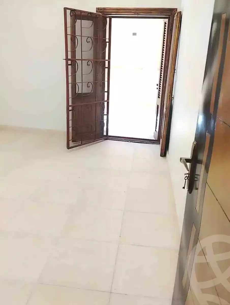 https://aqarmap.com.eg/en/listing/7181443-for-sale-alexandria-al-agamy-el-hanouvel-al-haded-we-al-soulb-st
