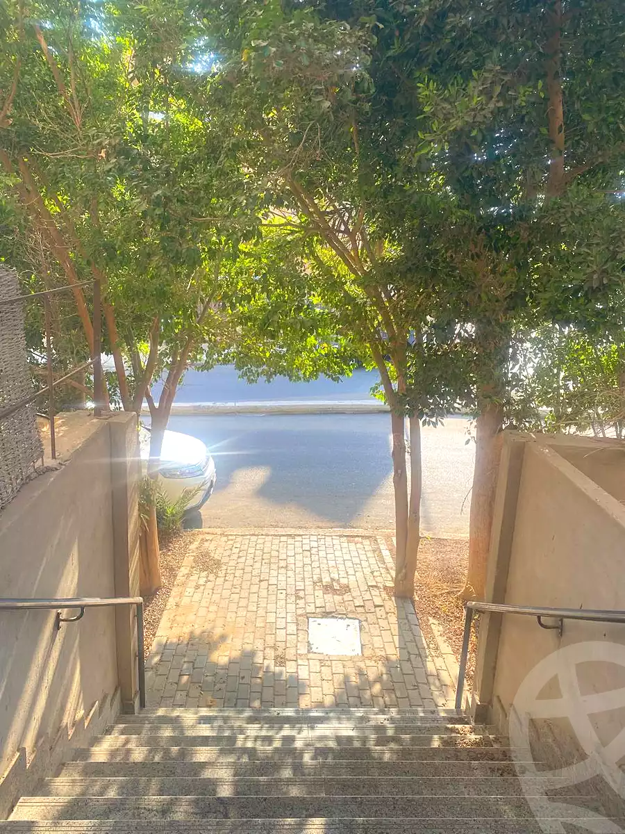 https://aqarmap.com.eg/ar/listing/7181577-for-sale-cairo-el-sheikh-zayed-city-mntq-fr-y-bmdyn-lshykh-zyd