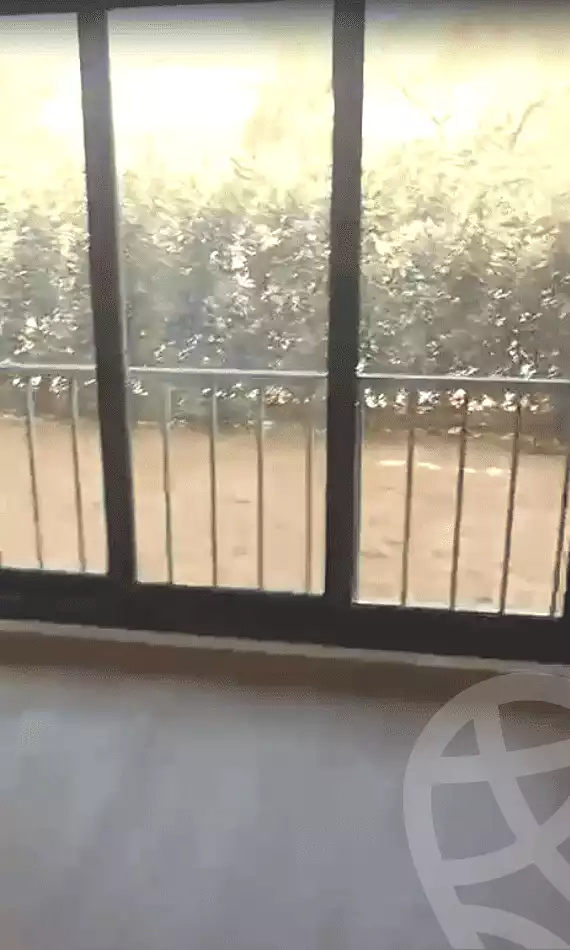 شقة بـ٣ غرف نوم في فيفث سكوير المراسم، صورة ٢ من ٨