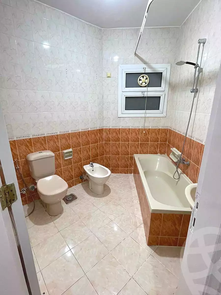 https://aqarmap.com.eg/ar/listing/7181650-for-rent-cairo-el-sheikh-zayed-city-compounds-beverly-hills