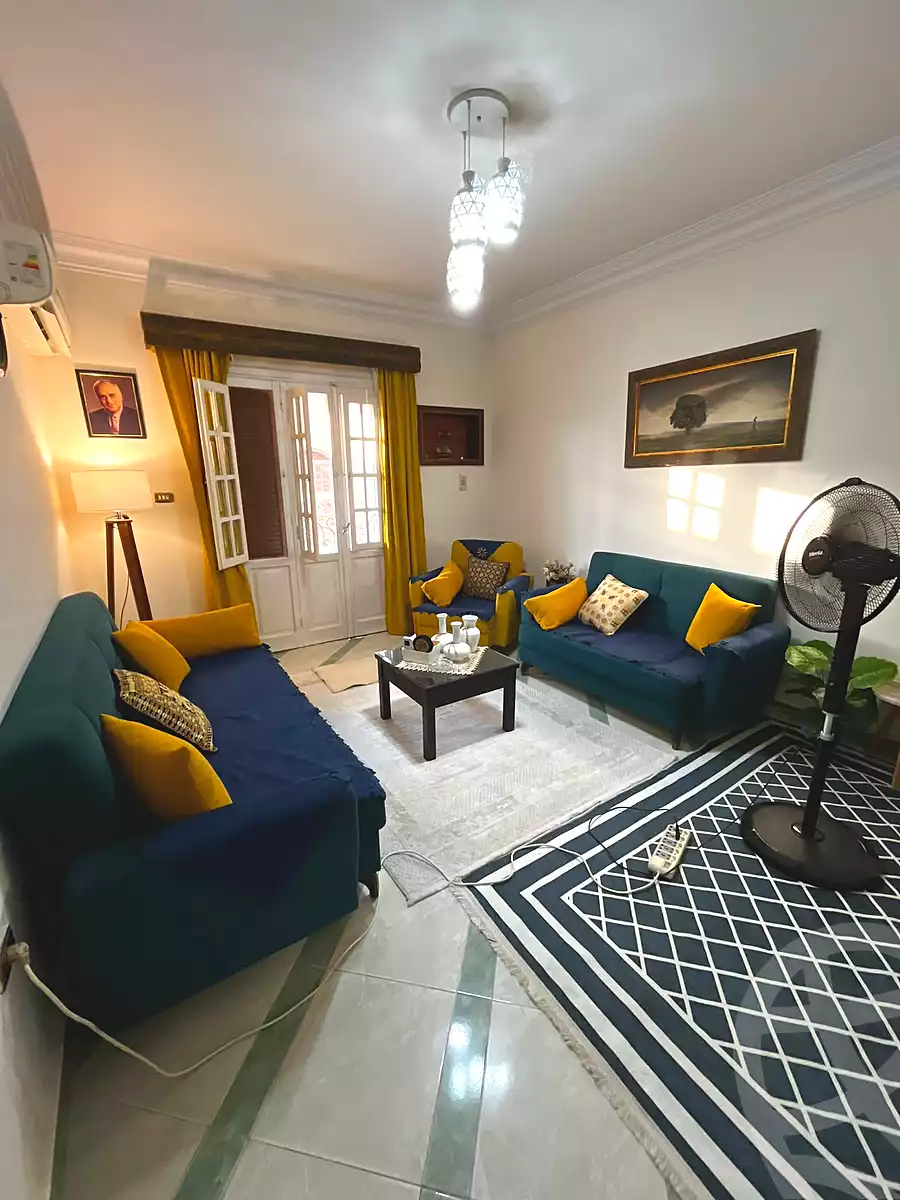 https://aqarmap.com.eg/ar/listing/7182017-for-sale-cairo-6th-of-october-el-ahyaa-neighborhood-1st-al-maahad