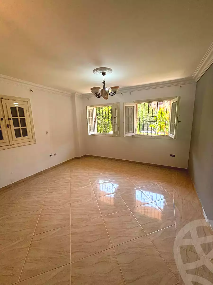 https://aqarmap.com.eg/ar/listing/7182041-for-sale-cairo-6th-of-october-el-ahyaa-neighborhood-1st-al-maahad