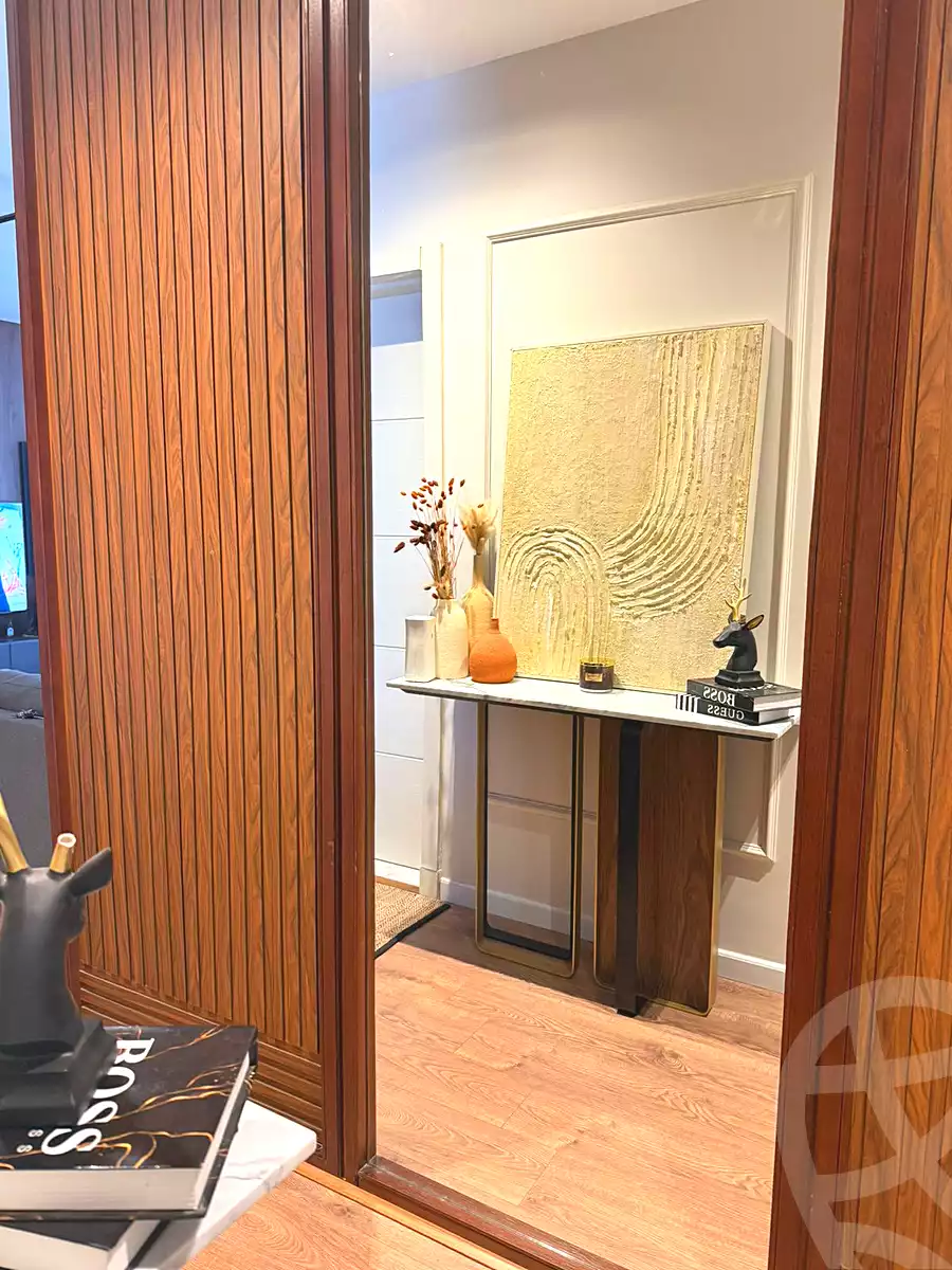 https://aqarmap.com.eg/ar/listing/7182245-for-sale-cairo-new-cairo-compounds-village-gate-mall-palm-hills