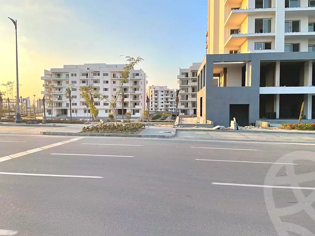 https://aqarmap.com.eg/ar/listing/7182338-for-sale-north-coast-new-alamein-mntj-t-l-lmyn-ljdyd-kmbwnd-mzryn