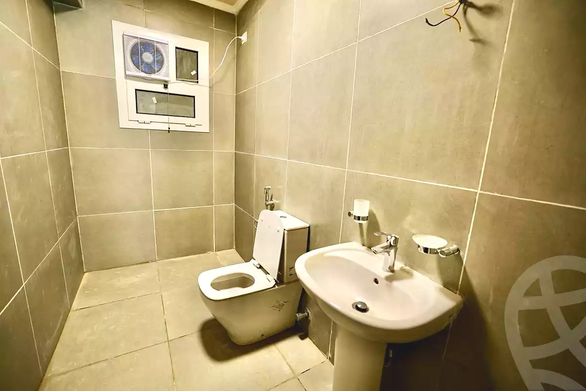 https://aqarmap.com.eg/ar/listing/7182379-for-sale-north-coast-resorts-direction-white-arabella