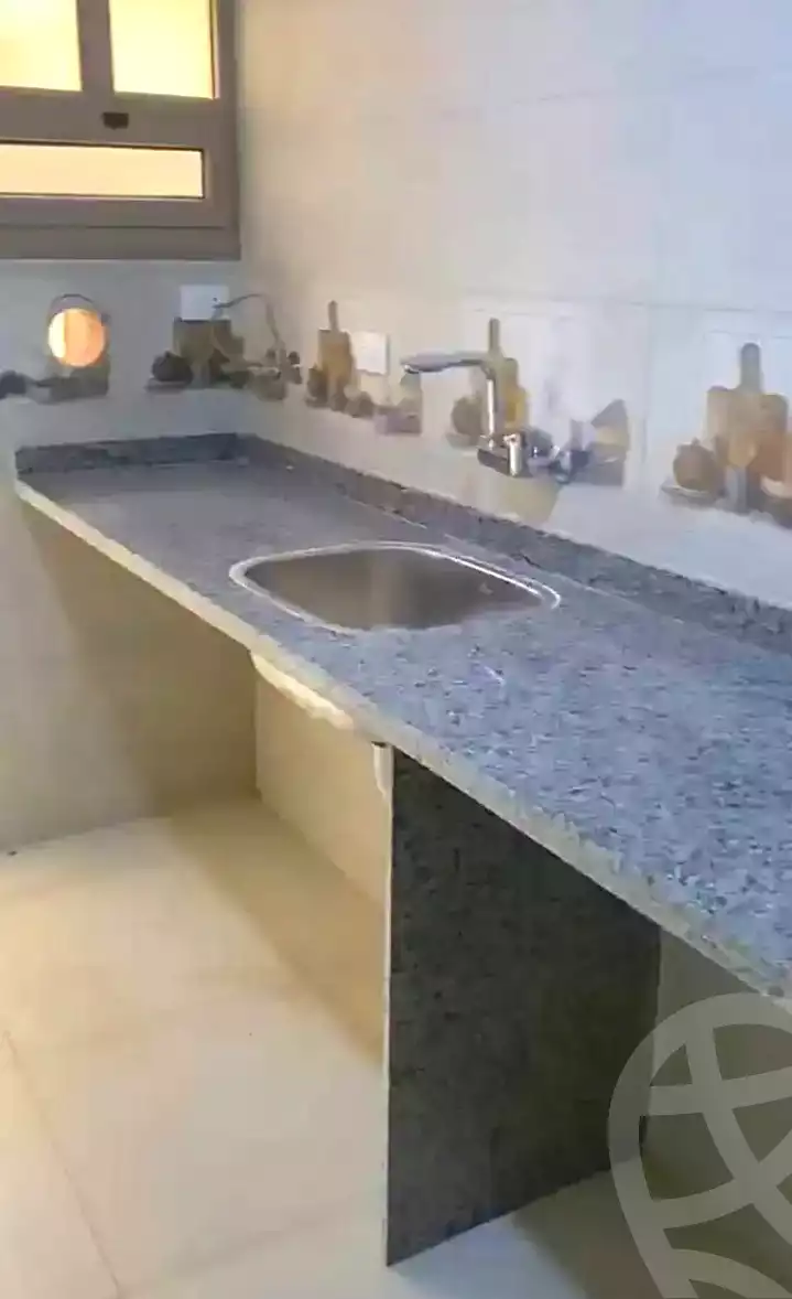 https://aqarmap.com.eg/en/listing/7182575-for-rent-alexandria-bolekly-wnjdt